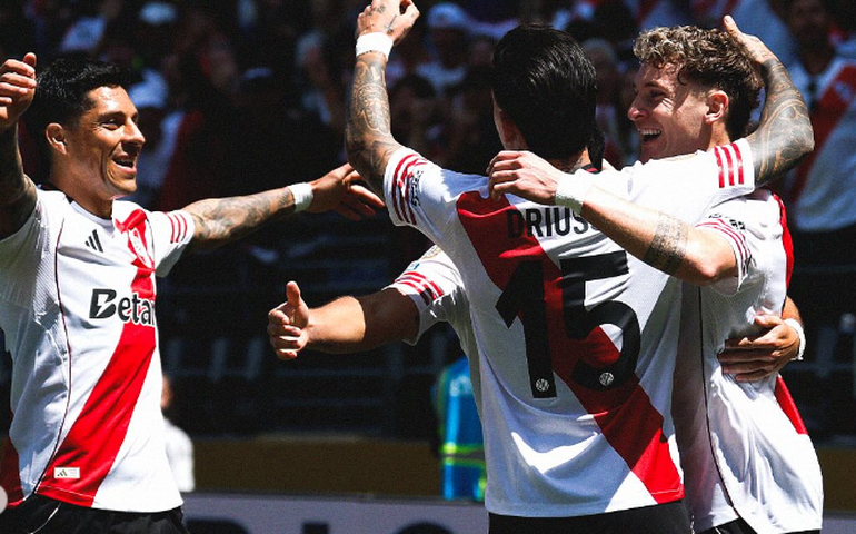 River Plate impõe ritmo forte, domina o Urawa Reds e estreia no Mundial de Clubes com vitória