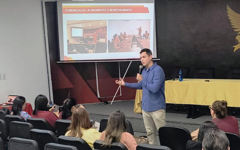 Corpo de Bombeiros recebe curso da Escola de Governo para servidores estaduais