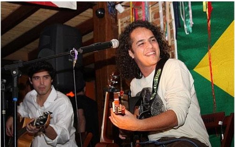 Radicado em Arapiraca, Heberth Azzul faz show em festival