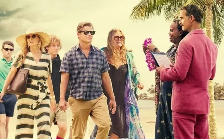 Criador de 'The White Lotus' cortou cena de sexo do último episódio