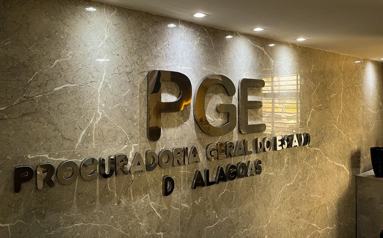 PGE faz seleção para estágio de pós-graduação