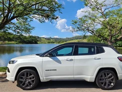 Jeep Compass se reorganiza e mantém disputa direta no segmento de SUVs médios - Sérgio Dias (17).jpeg 