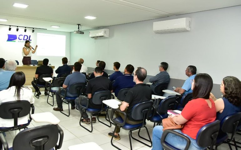Zona Azul: SMTT Arapiraca apresenta estacionamento rotativo para lojistas em audiência