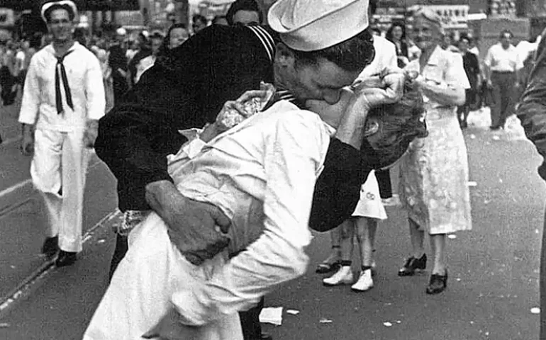 Beijo na boca pode ter surgido há 21 milhões de anos, segundo estudo