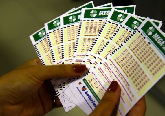 Mega-Sena pode pagar R$ 9 milhões neste sábado