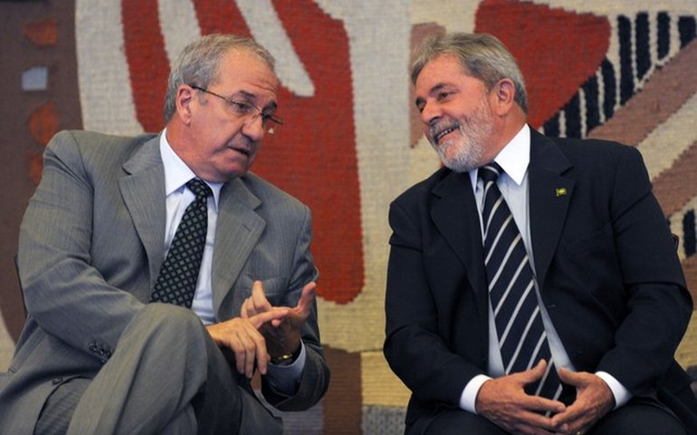 Lula chama Franklin Martins para comunicação de pré-campanha