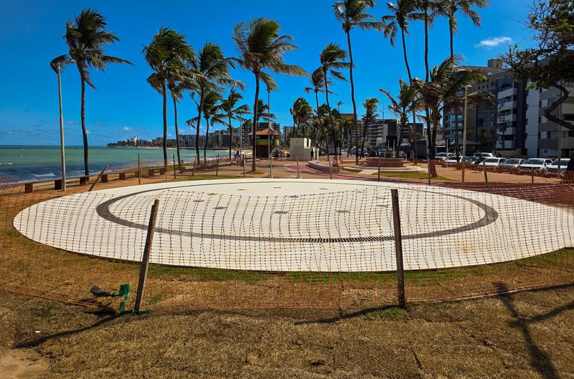 Posto 7 recebe fonte interativa com jatos de água de até 4 metros