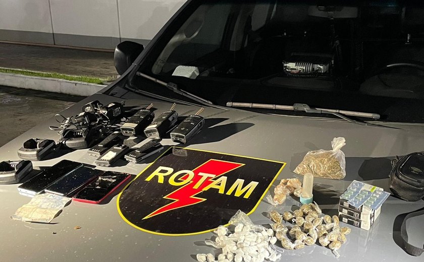 Operações da Rotam apreendem armas, drogas e rádios comunicadores