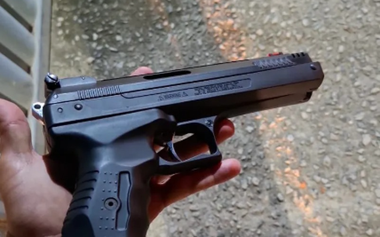 Operação conjunta prende dois suspeitos de roubar pelo menos 15 veículos em Maceió