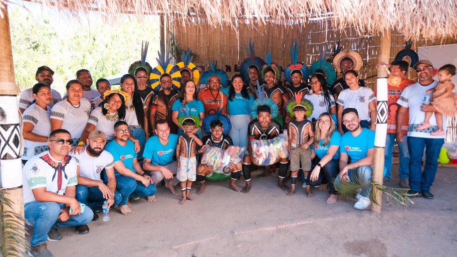 Alagoas Sem Fome doa alimentos, enxovais e material esportivo para aldeia indígena Kariri-xocó