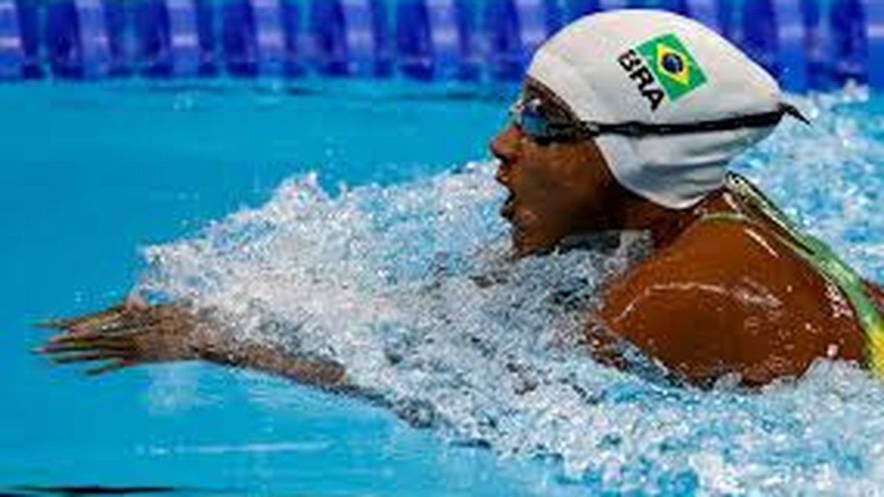 Nadadora paralímpica pega no doping é suspensa por um ano e perde medalhas do Pan