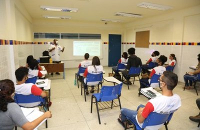 “Profissionaliza Marechal”: Prefeitura capacita mais de 100 deodorenses para mercado de trabalho
