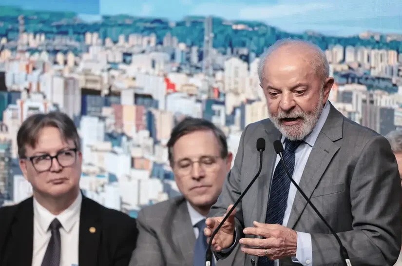Lula critica decisão do Congresso de não taxar mais ricos, bets e fint