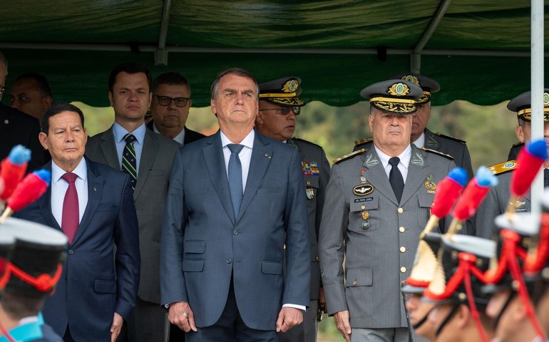 STF escuta depoimento ex-comandante do Exército em caso de trama golpista de Bolsonaro
