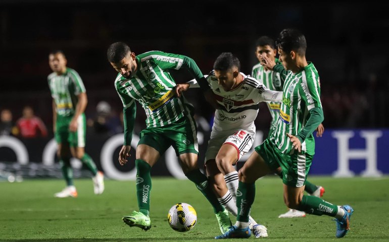 São Paulo peca nas conclusões e apenas empata sem gols com o Juventude no Morumbi