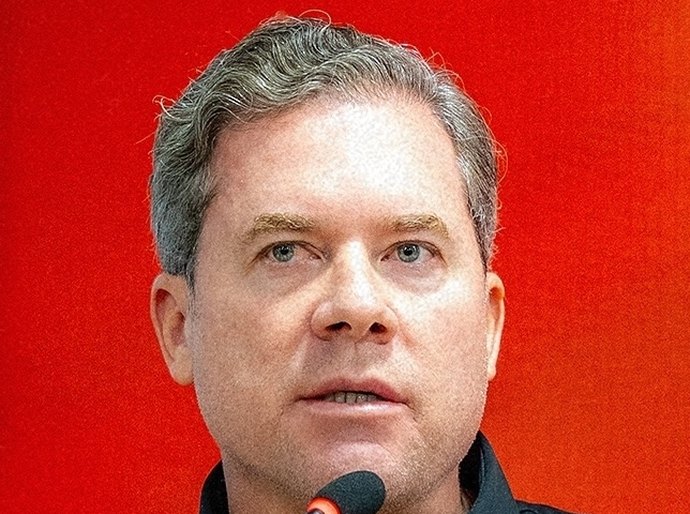 Marx Beltrão destaca aprovação de nova lei contra violência à mulher e reforça atuação firme no combate ao feminicídio