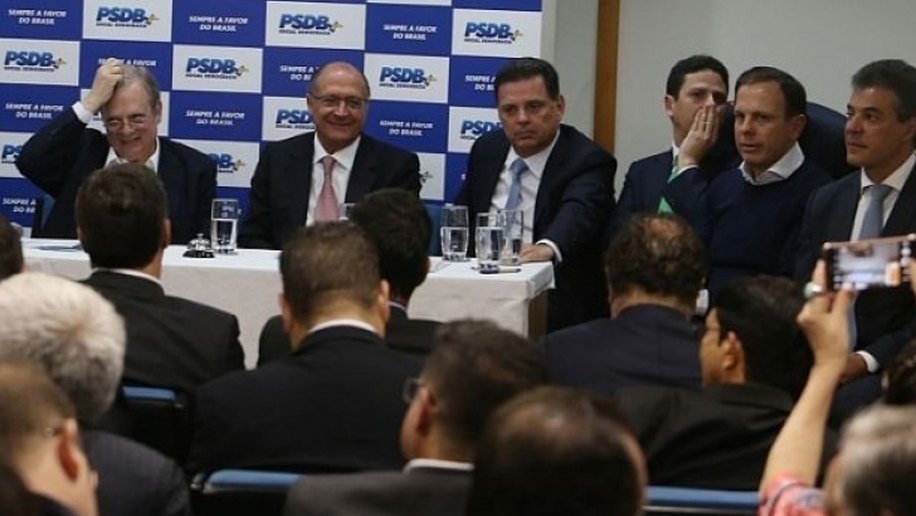 A incoerência da “tucanaria”
