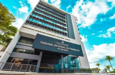 Desembargador do TRT/AL realiza audiência por videoconferência em dissídio coletivo