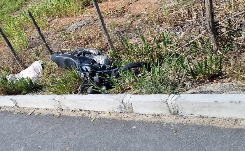 Homem morre em Chã Preta após perder o controle de motocicleta e sobrar na pista