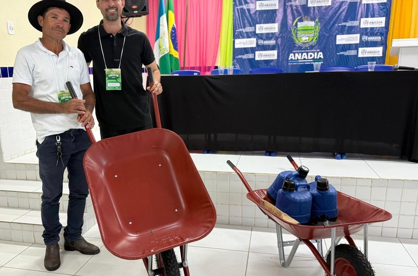 Prefeitura de Anadia realiza evento em comemoração ao Dia do Agricultor