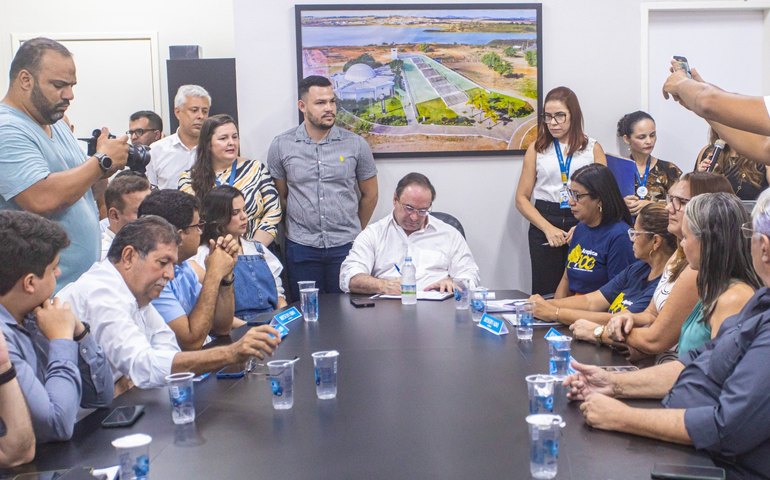 Prefeito Luciano Barbosa anuncia construção de mais uma escola em Arapiraca