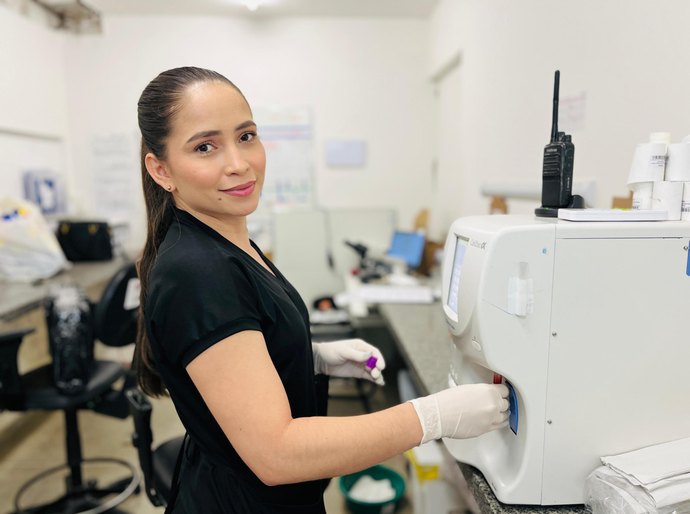 Hospital Ib Gatto Falcão realiza quase 29 mil exames laboratoriais no primeiro semestre de 2025