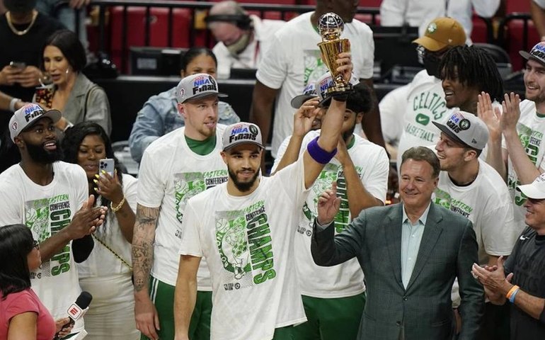 Celtics superam Miami, são campeões do Leste e encaram Warriors na final da NBA