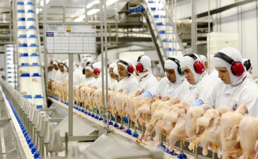 Brasil realiza consultas contra Indonésia no contexto do contencioso de carne de frango