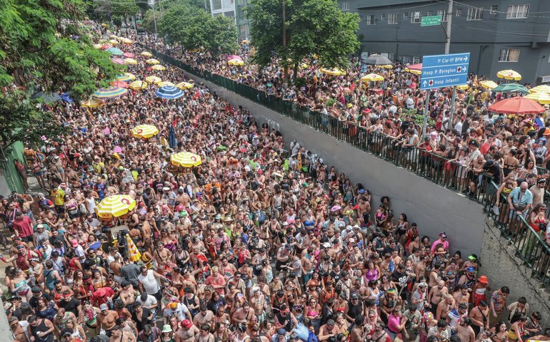 Brasil bate recorde de turistas estrangeiros no primeiro trimestre de 2026