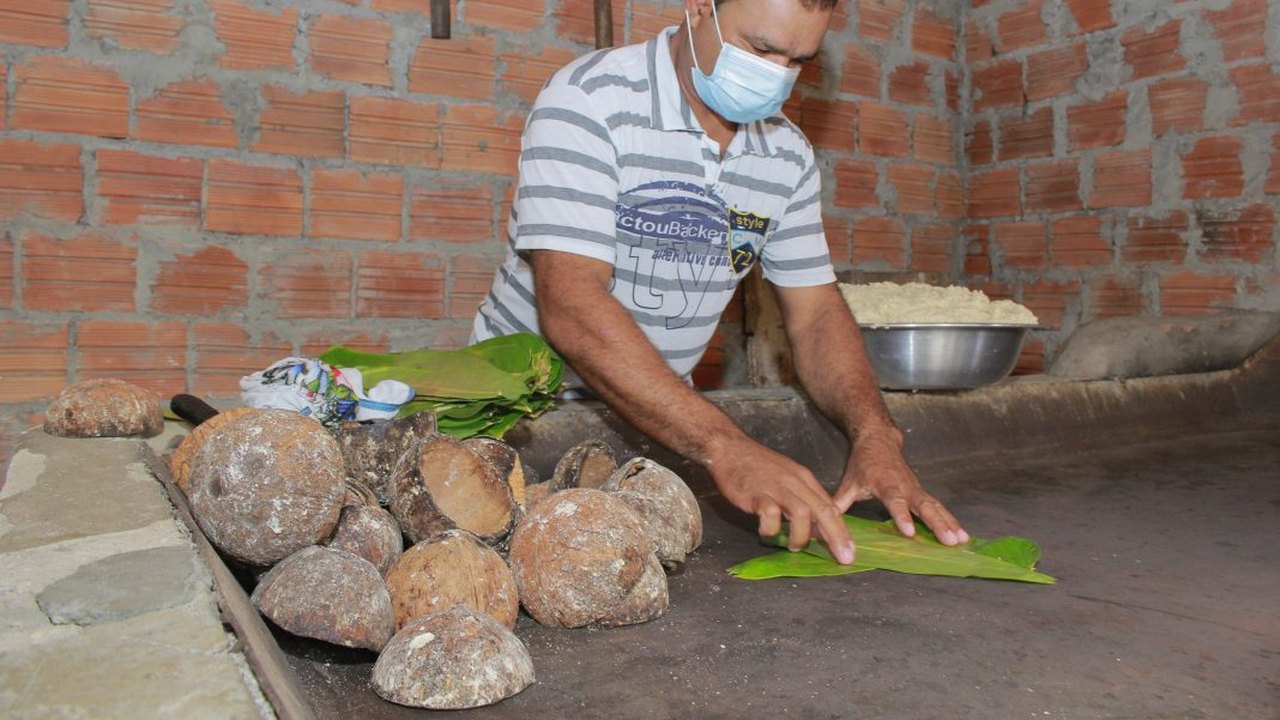 Agricultores familiares recebem apoio da Prefeitura de Penedo para produção e comercialização