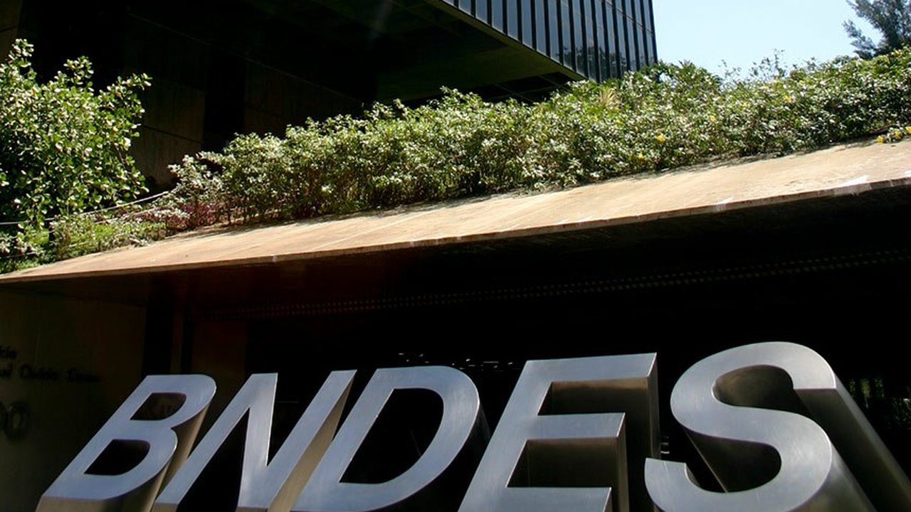 Senai e BNDES lançam chamada de R$ 56 milhões para digitalização da indústria