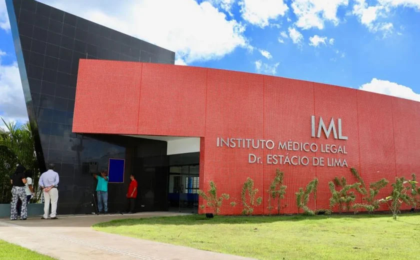 Homem é executado dentro de casa no bairro Cidade Universitária, em Maceió