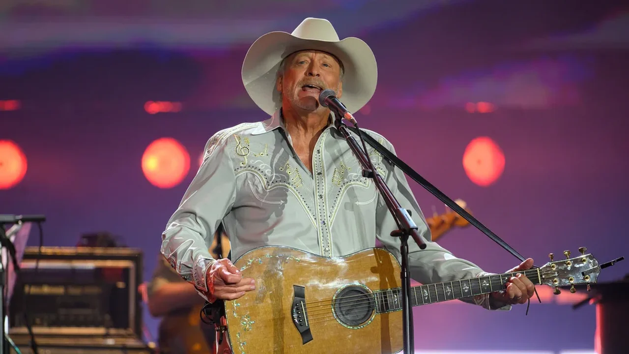 Por dentro do show de despedida triunfal da lenda da música country Alan Jackson