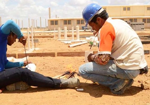 Custodiados desenvolvem técnicas profissionais no Presídio do Agreste