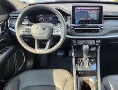 Jeep Compass se reorganiza e mantém disputa direta no segmento de SUVs médios - Sérgio Dias (7).jpeg 