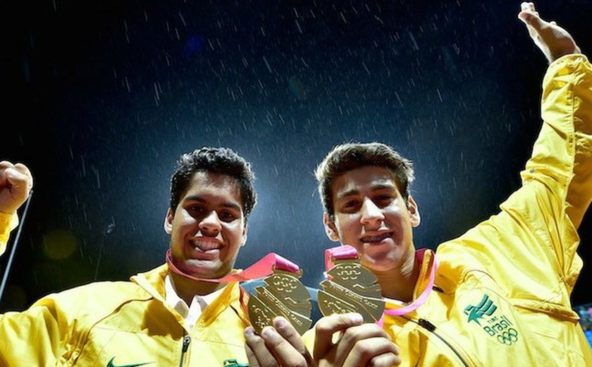 Dupla masculina conquista ouro no tênis em Nanquim