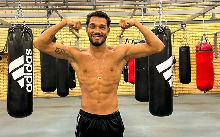 Na estreia do Brasil no Pan de Santiago, Bolinha vence por nocaute técnico no boxe