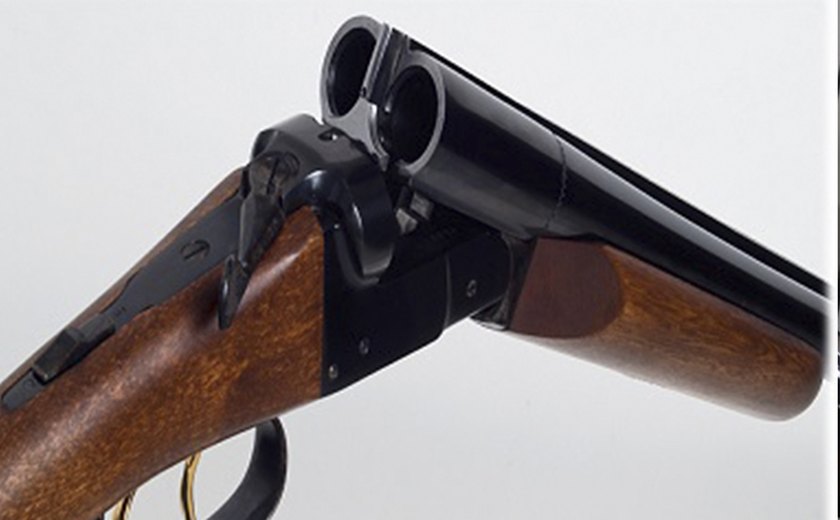 Uma espingarda é apreendida em Rio Largo pela PM