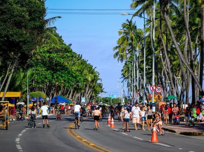 Prefeitura de Maceió promove ação do Outubro Prateado na orla