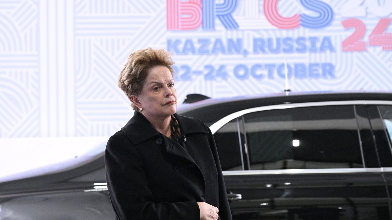 O auge de Dilma Rousseff: manutenção da chefia no banco do BRICS realça prestígio do Brasil no mundo