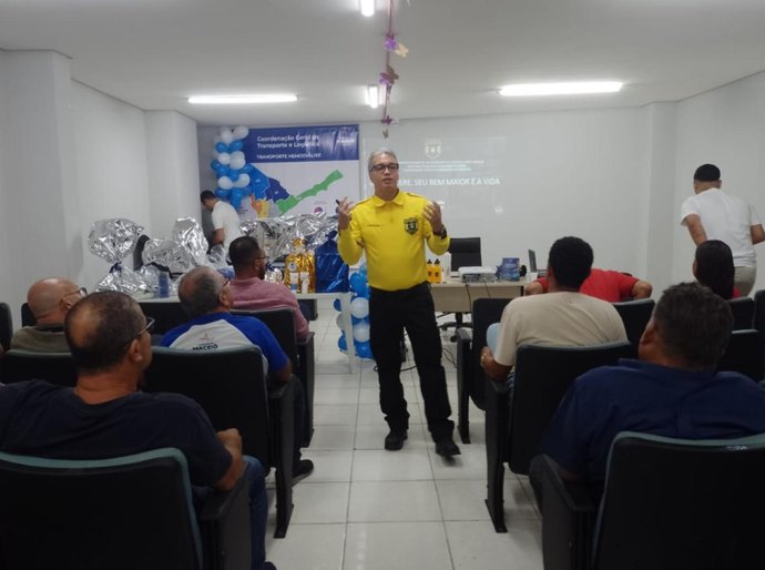 DMTT promove treinamento para motoristas do transporte municipal de hemodiálise