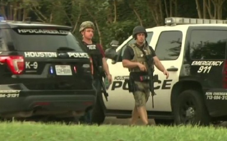 Nos EUA, atirador deixa dois mortos e cinco feridos em Washington