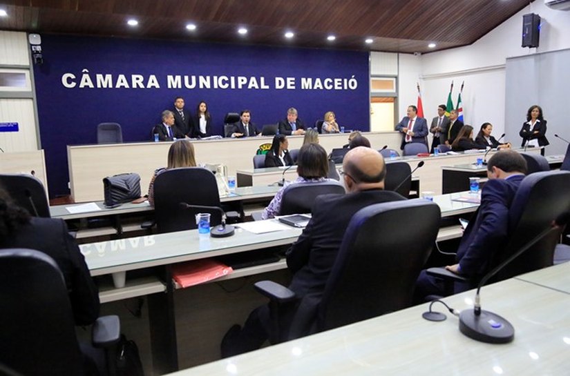 Elenco do Coruripe participa de recreativo na tarde de terça antes do jogo contra o CSA