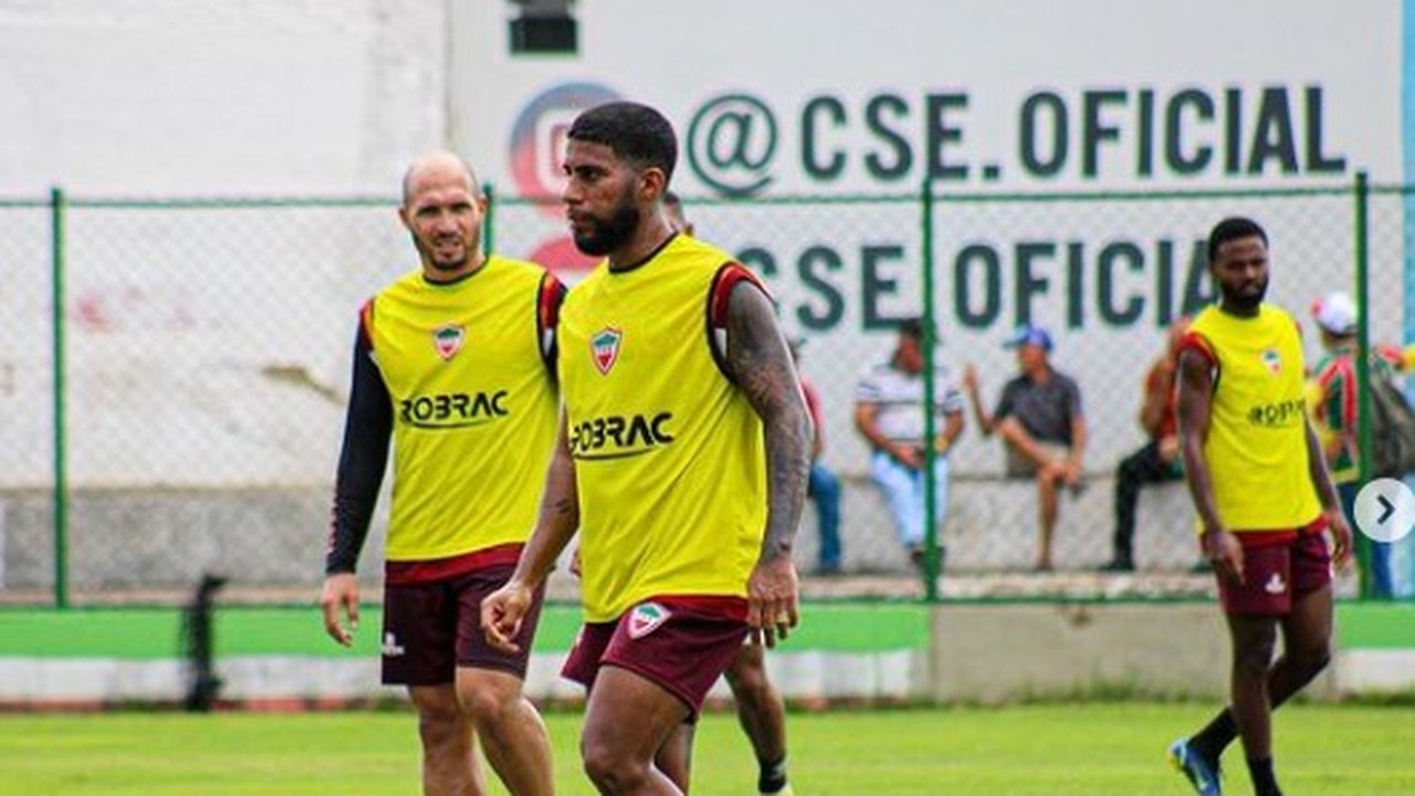 CSE trabalha nos dois períodos nesta sexta-feira; treino da tarde teve local alterado