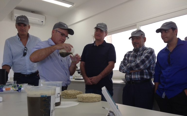 Renan visita projeto pioneiro de fabricação de etanol de 2ª geração