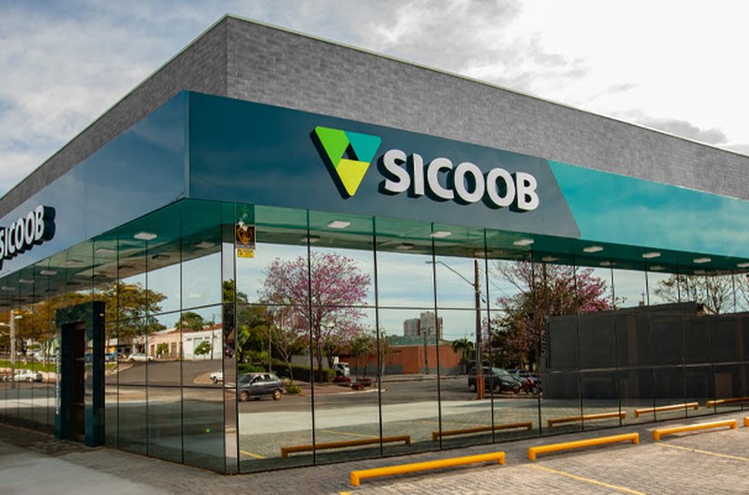 Sicoob cresce no ranking Valor 1000 e reforça protagonismo no sistema financeiro nacional