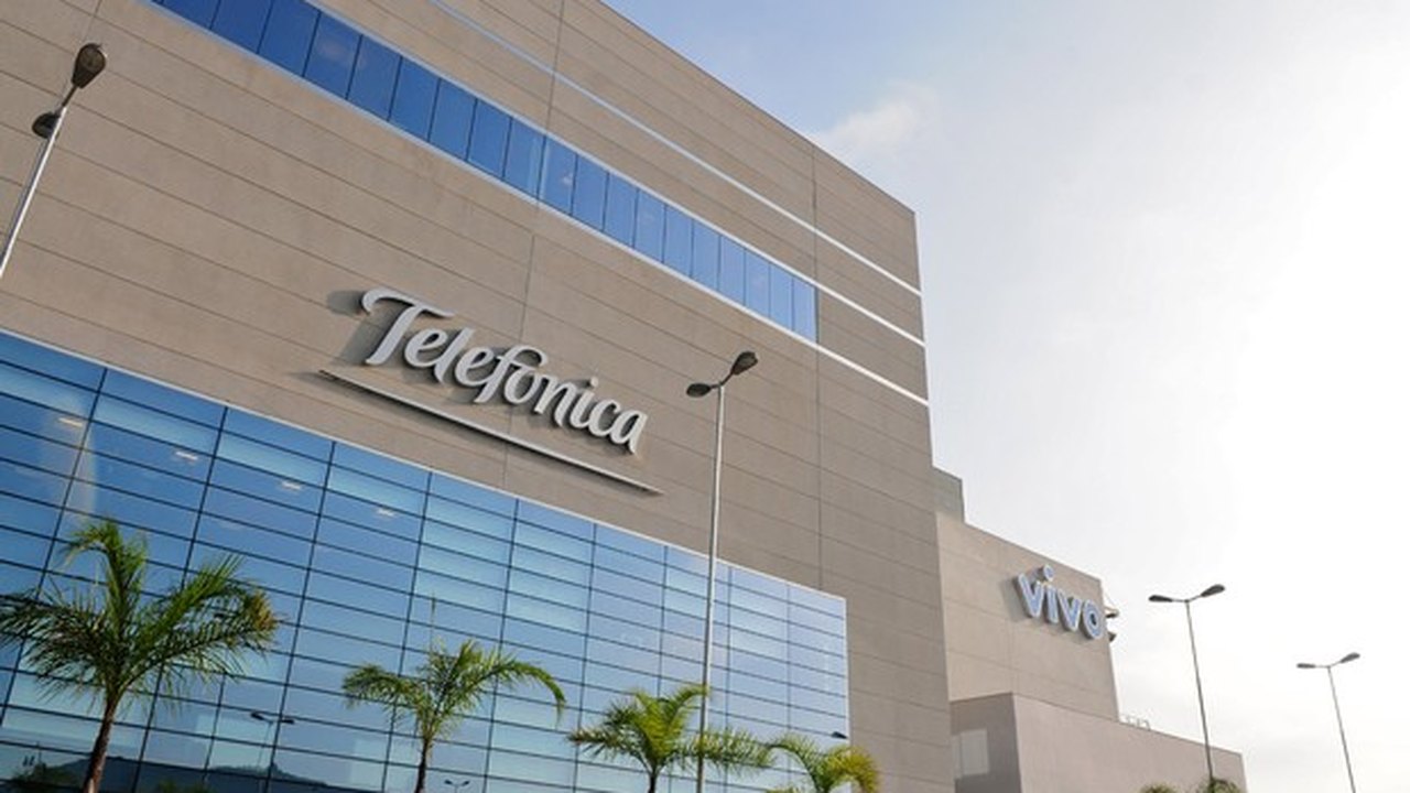 Telefônica Brasil tem lucro líquido de R$ 2,628 bi no 4º trimestre; salto de 103,2%