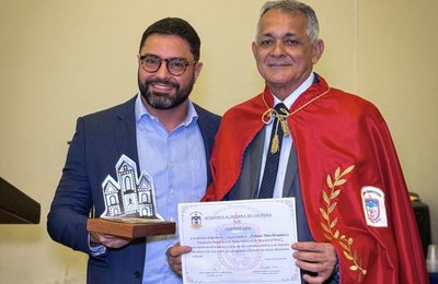 FMAC recebe Prêmio Théo Brandão em reconhecimento ao fortalecimento da cultura em Maceió