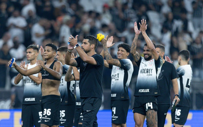 Corinthians notifica intermediária de acordo com patrocinador e pede explicação sobre 'laranja'