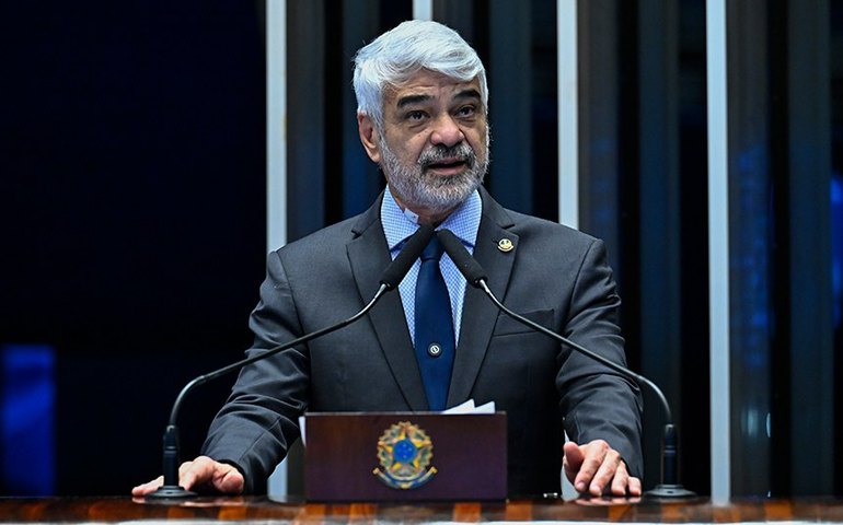 Humberto comemora retomada da Conferência de Políticas para Mulheres